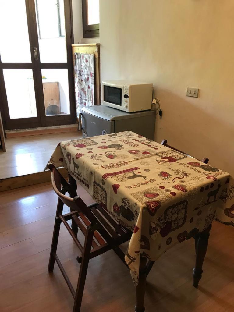 Appartamento Monolocale Accogliente Bardonecchia Esterno foto